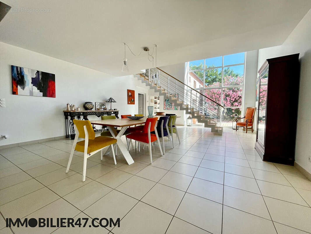 Maison à CASTELMORON-SUR-LOT