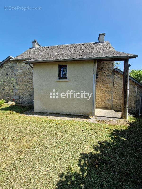 Maison 90 m² à Margerides  - photo 3