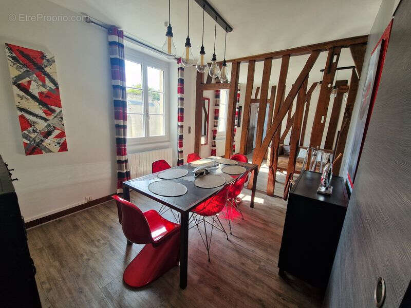 Appartement à COMPIEGNE