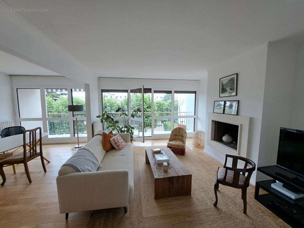 Appartement à NOISY-LE-ROI