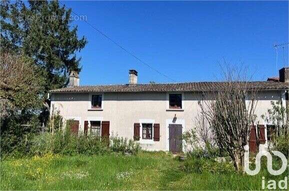 Photo 2 - Maison à VOUILLE