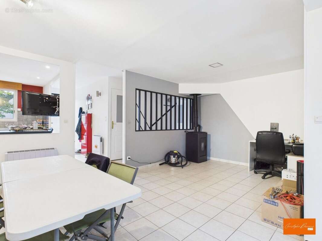 Photo 8 - Maison à SAINT-GEORGES-BUTTAVENT