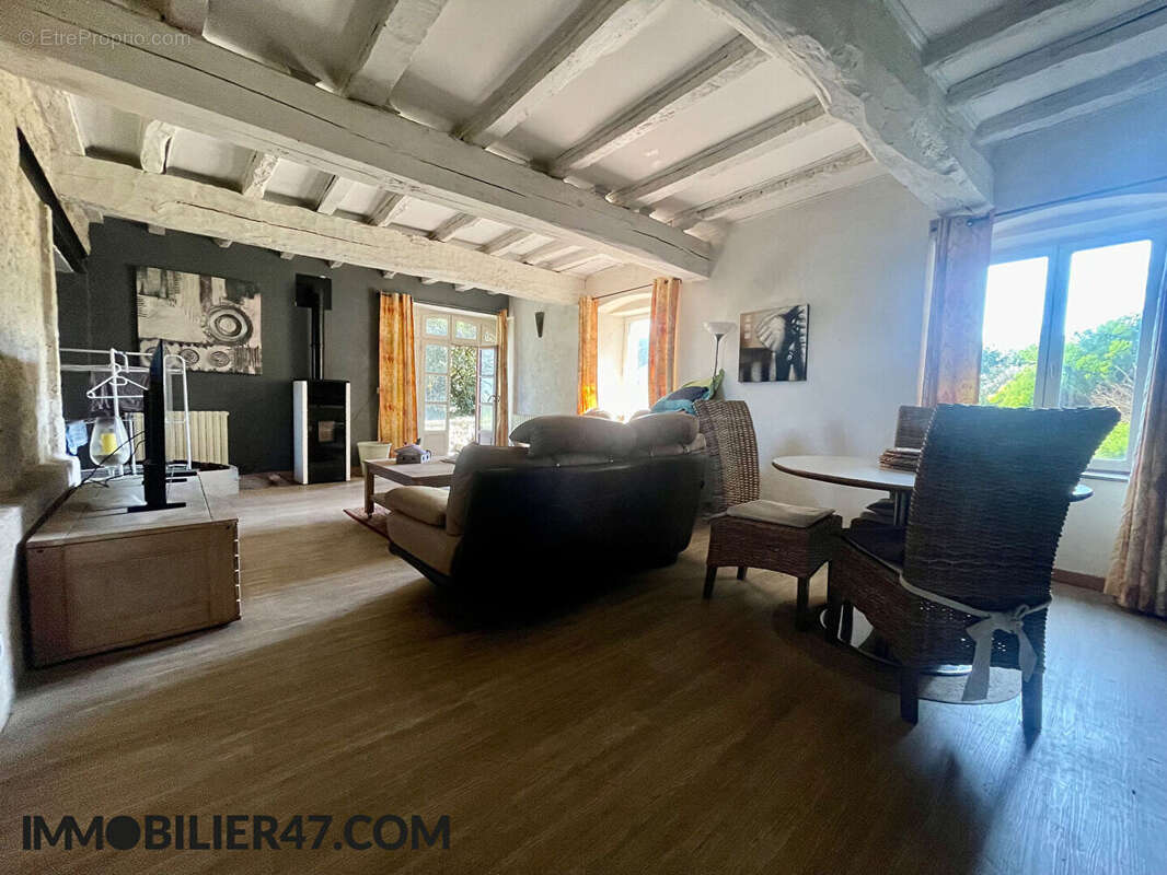 Maison à CLERMONT-DESSOUS