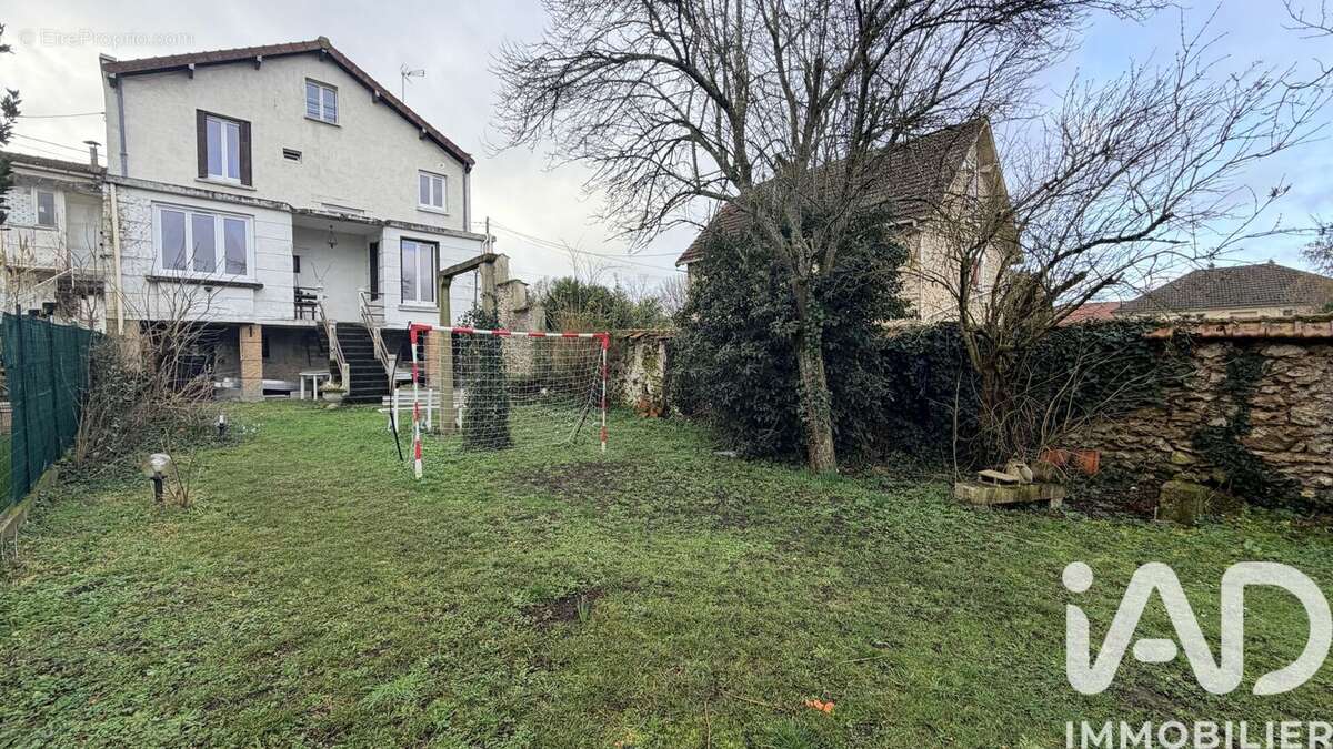 Photo 2 - Maison à DAMMARIE-LES-LYS