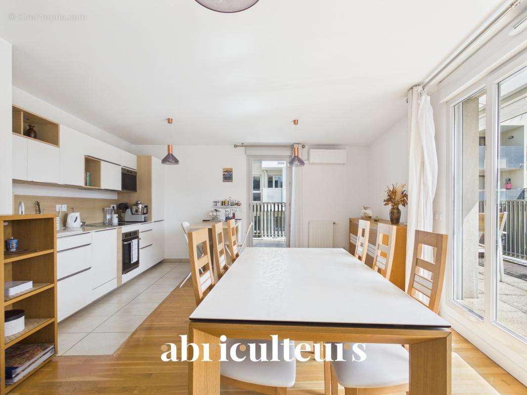 Appartement à LYON-3E