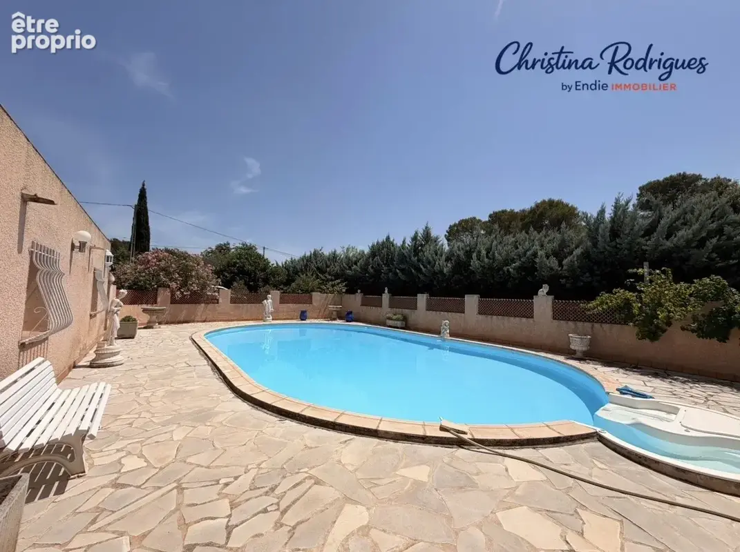 Lorgues villa t6 piscine garage - photo 4