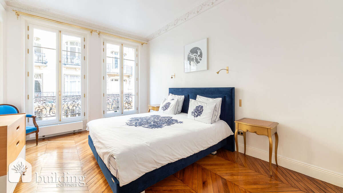 Jouffroy d'Abbans / Tocqueville Paris 17ème - Appartement 6 pièces 170,19 m² avec 2,56 m² de balcon - photo 8