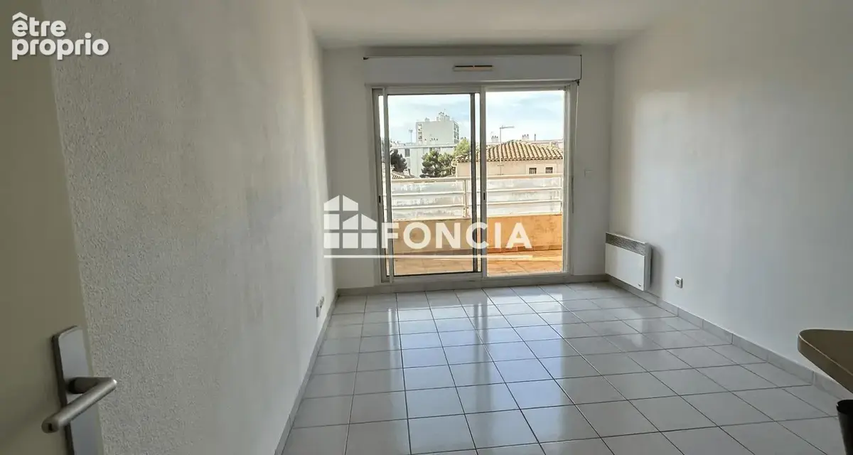 Marseille – résidence le sinclair – t2 avec terrasse et box - photo 3