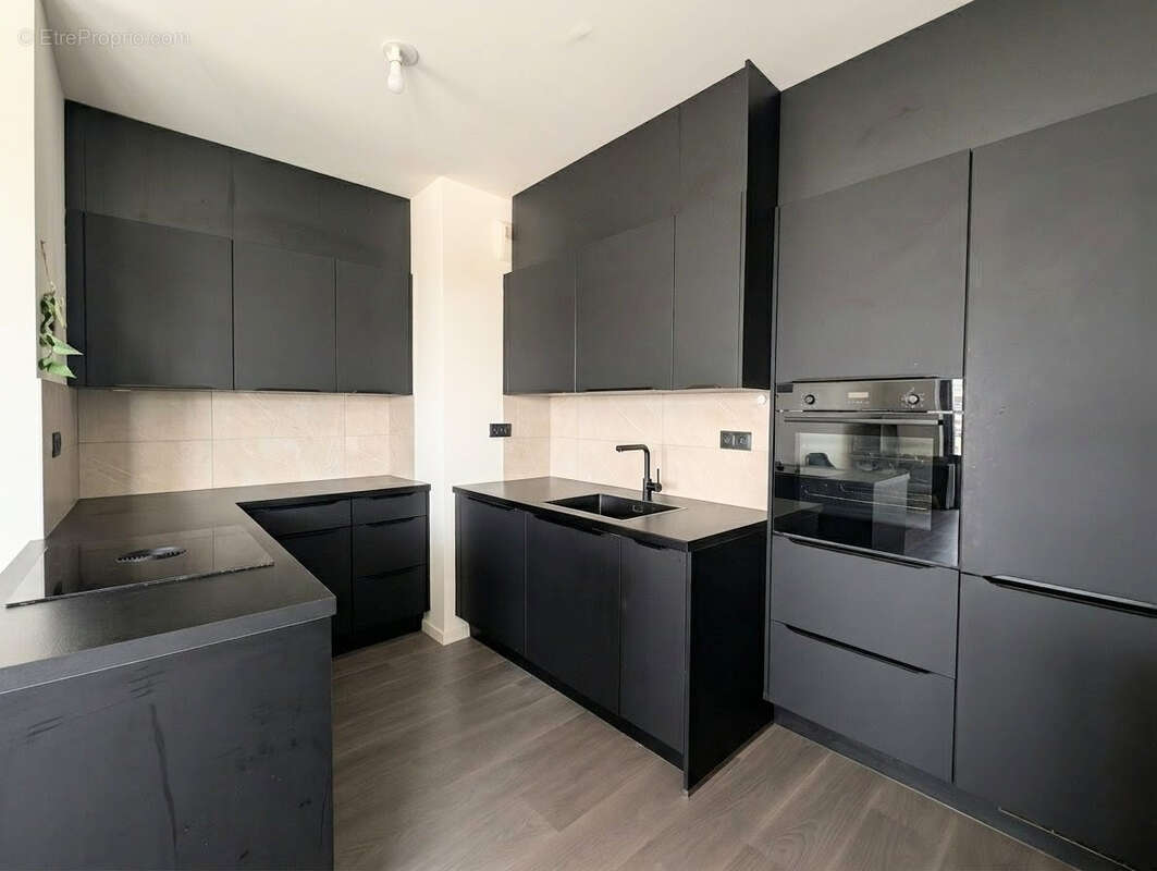 Appartement à ROSNY-SOUS-BOIS