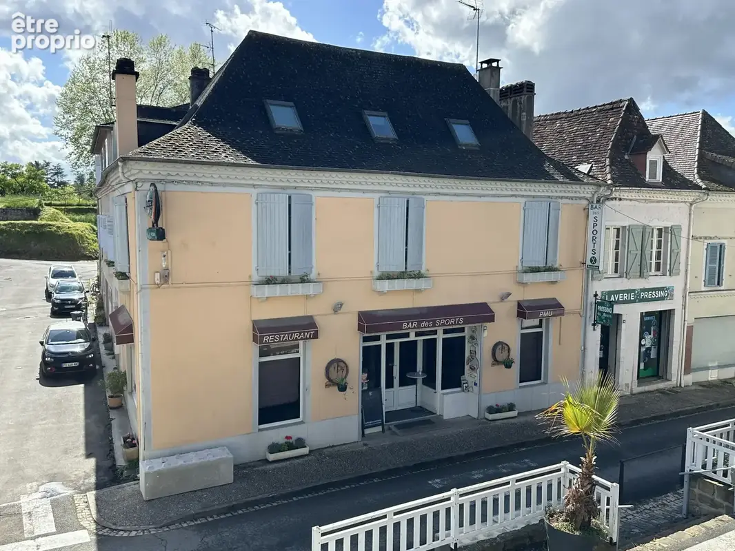 Au cœur de la commune de Navarrenx - photo 1