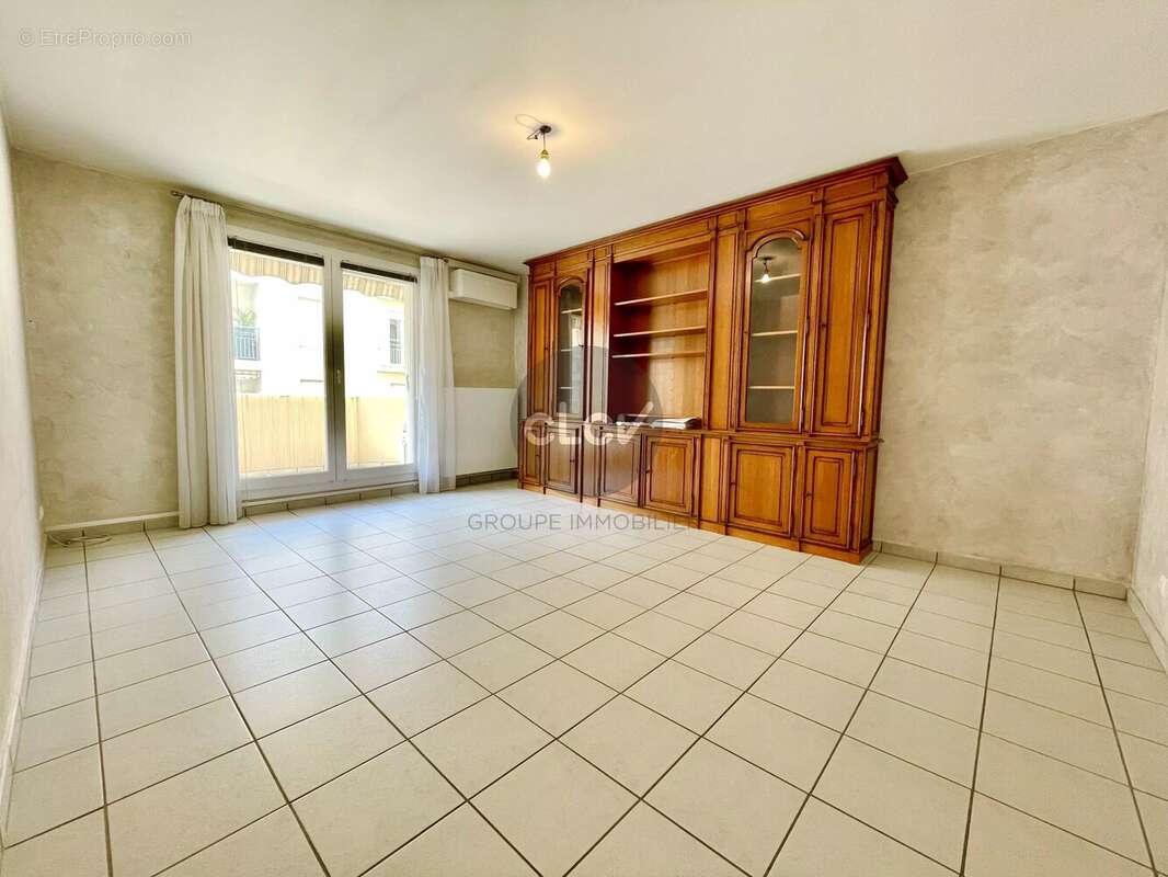 T4 de 86,58 m² Climatisé 69270 FONTAINES SUR SAONE - photo 3