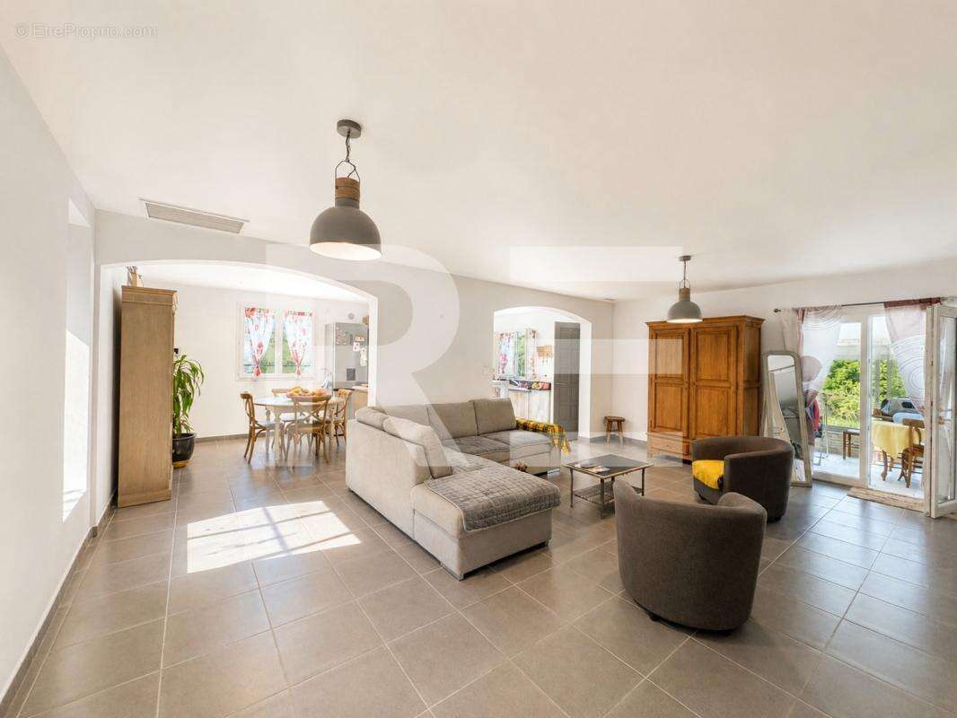 Maison à NIMES