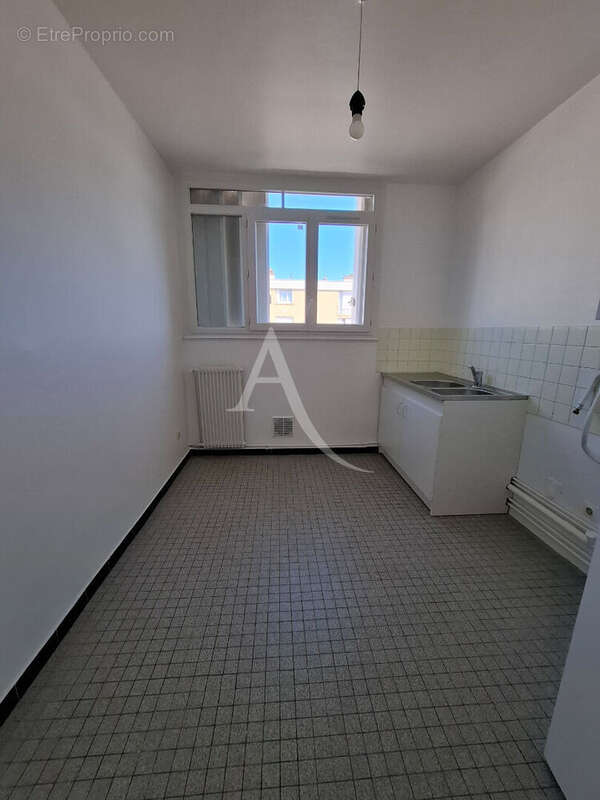 Appartement à LIMEIL-BREVANNES