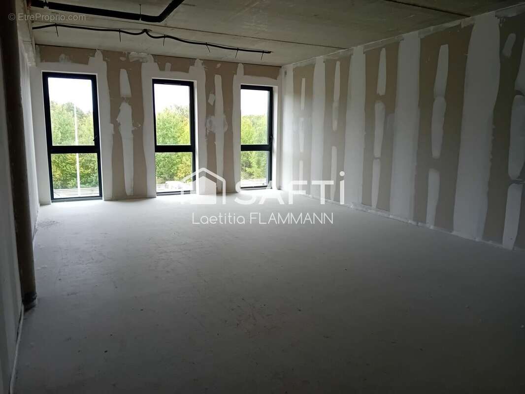 Photo 5 - Commerce à SARREGUEMINES