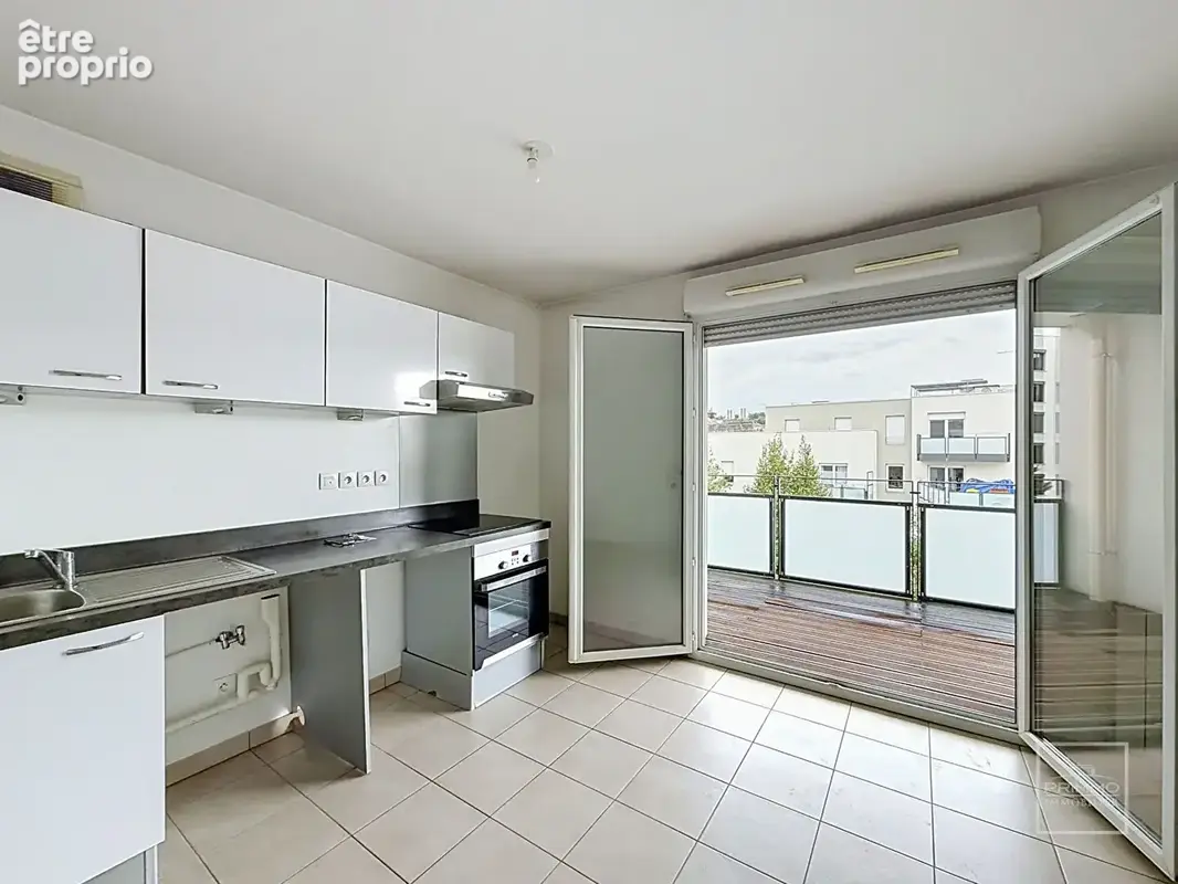 Appartement Lyon  Vaise, 3 pièces 54 m2 avec terrasse de 10m2 et garage - photo 2
