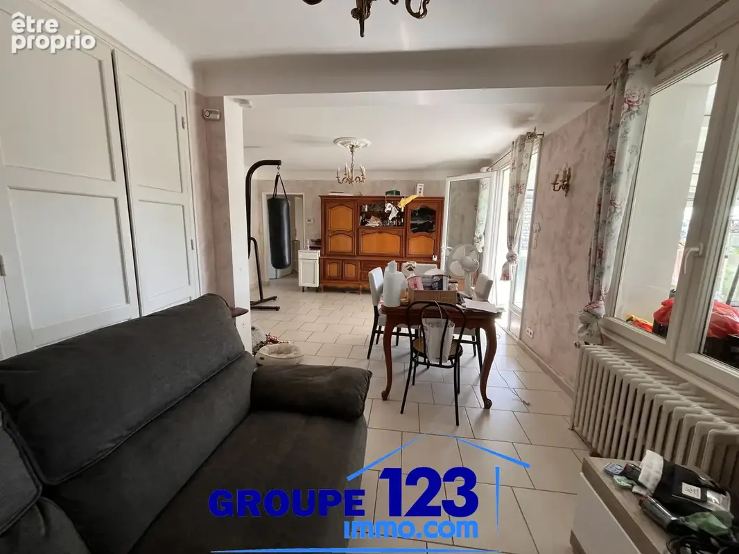 Auxerre   Élégante maison familiale de 128 m2 avec véranda, sous-sol total et double garage - photo 5