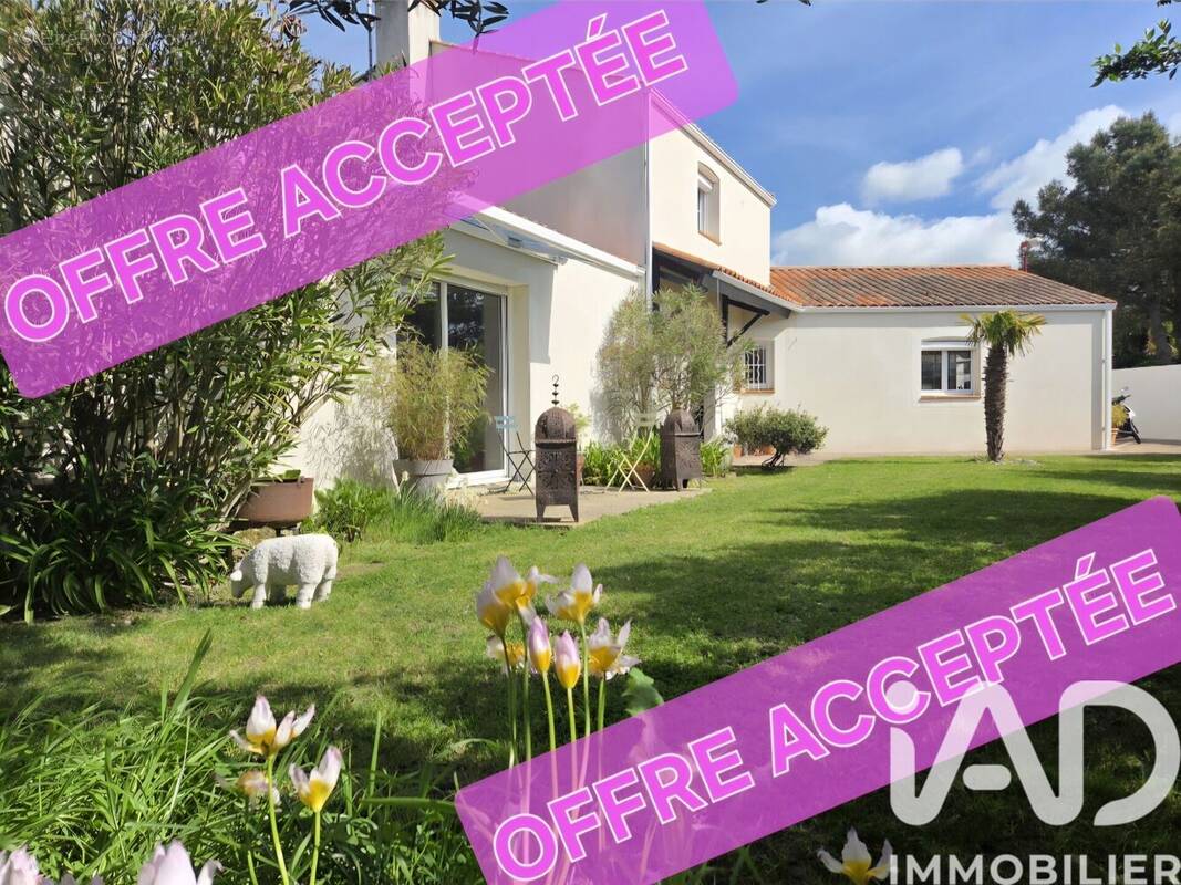 Photo 1 - Maison à LE FENOUILLER