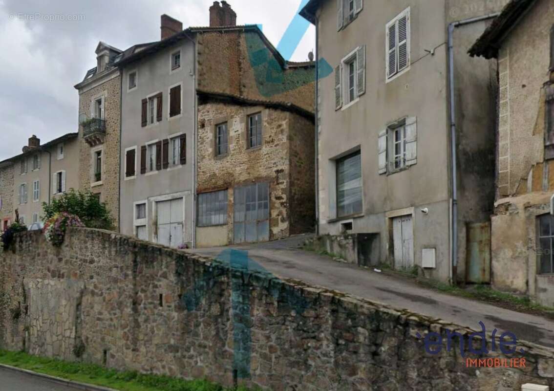 Commerce à ROCHECHOUART