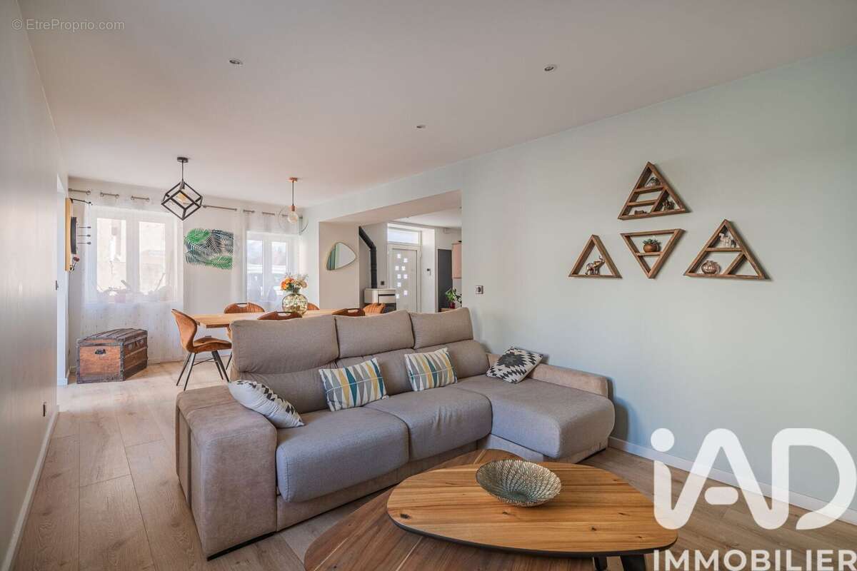 Photo 7 - Maison à VARCES-ALLIERES-ET-RISSET