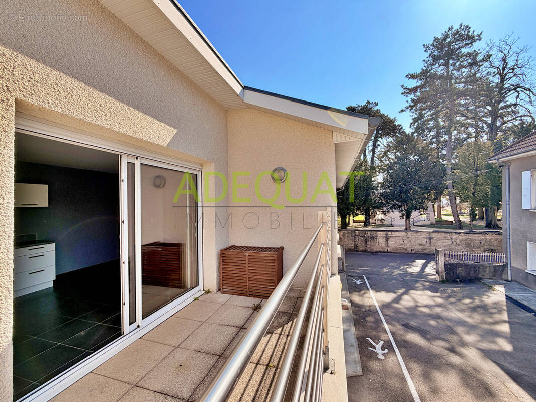 Appartement à BOURGOIN-JALLIEU