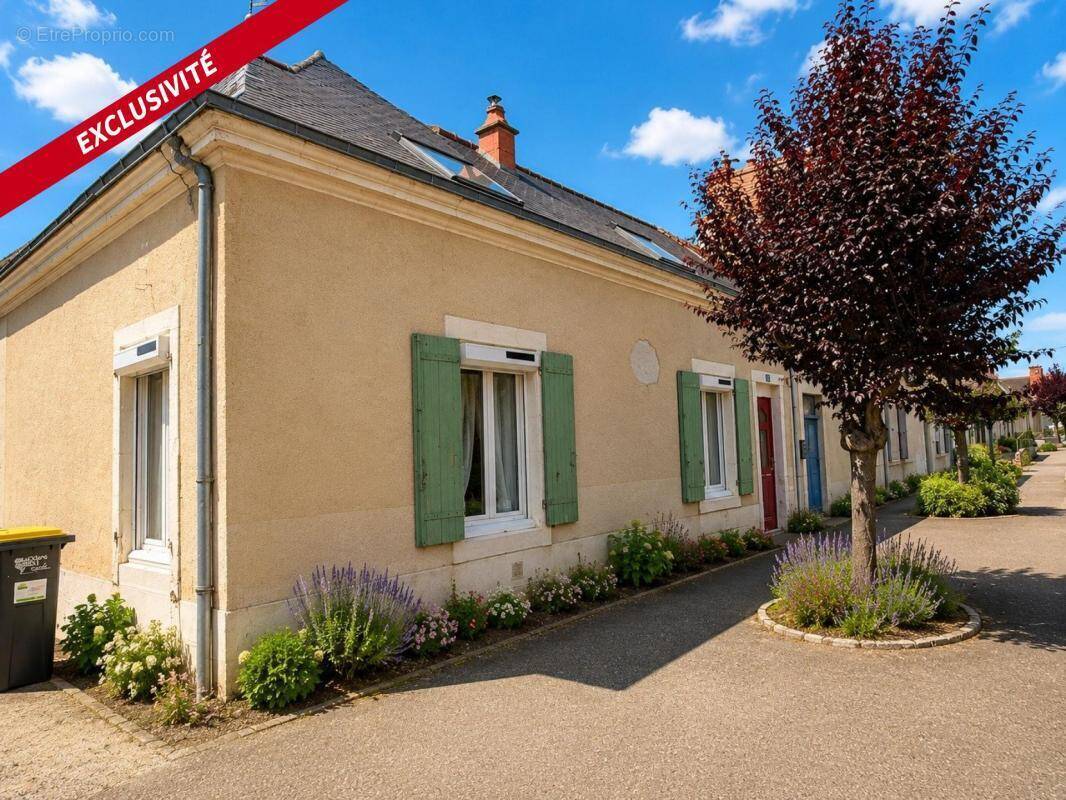 Maison à LA GUIERCHE