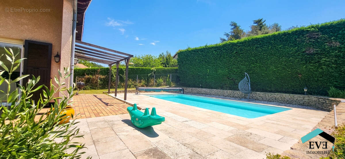 Maison à JARDIN
