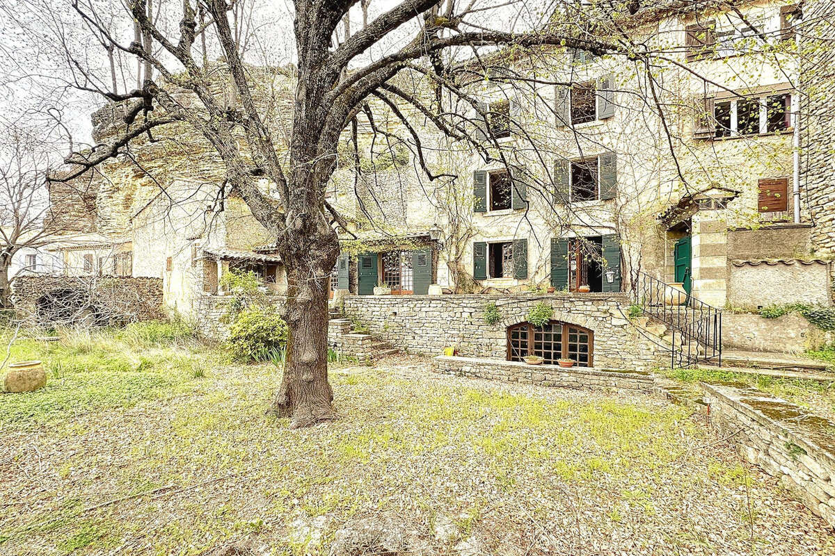 Maison à SAIGNON
