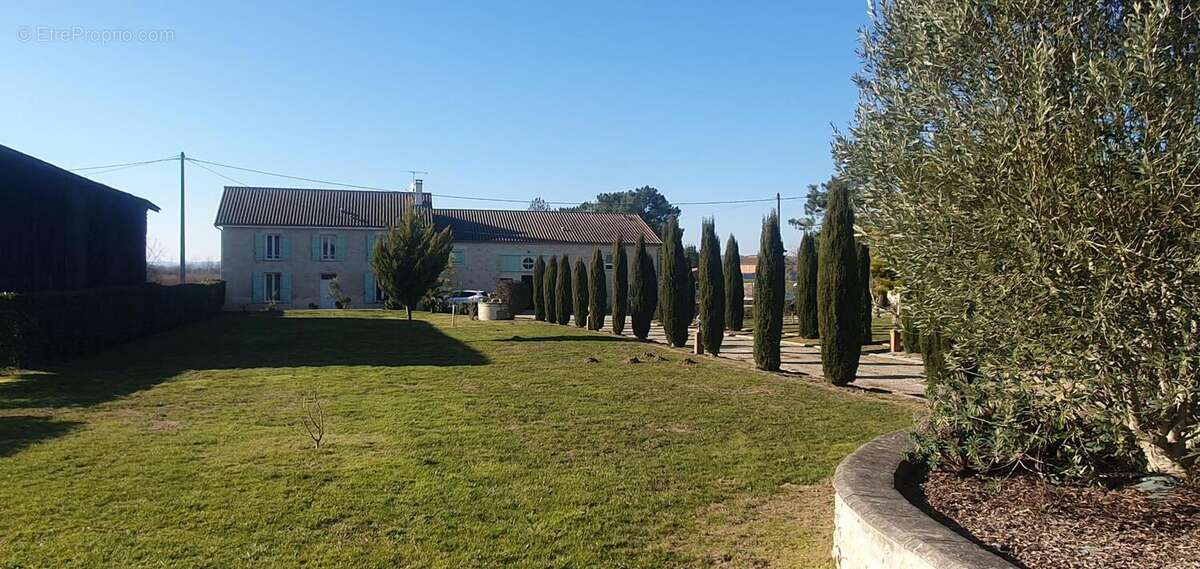 Maison à SAINTE-BAZEILLE