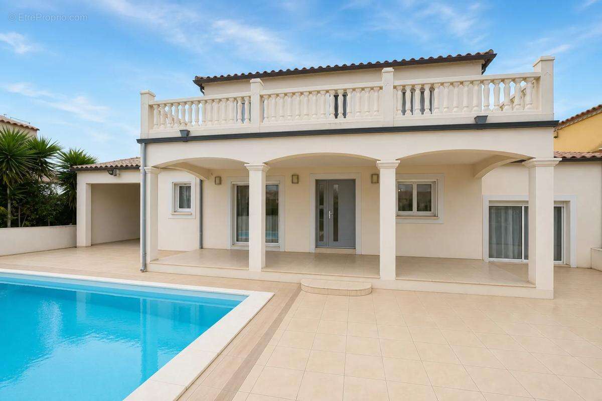 Maison contemporaine avec piscine à Saint-Gilles - photo 13