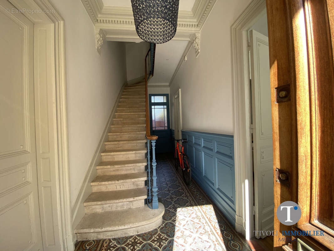 Appartement à BORDEAUX