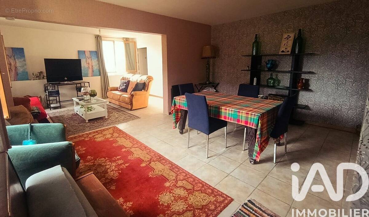 Photo 1 - Maison à ARCES-DILO