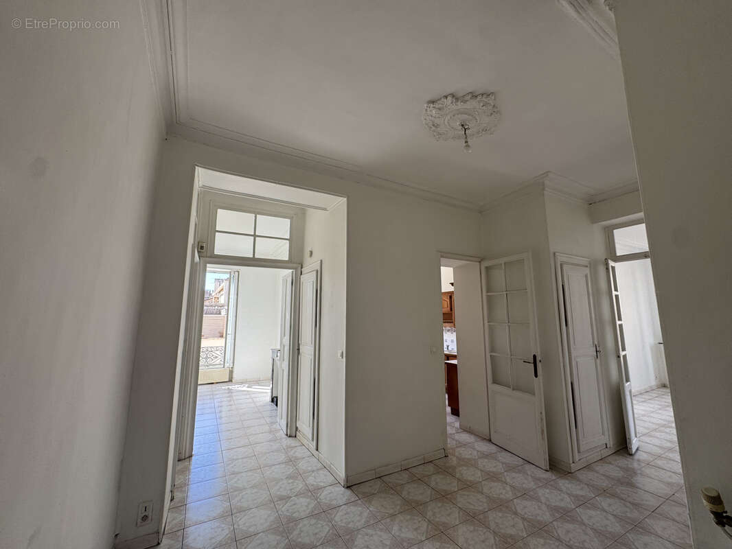 Appartement à NIMES