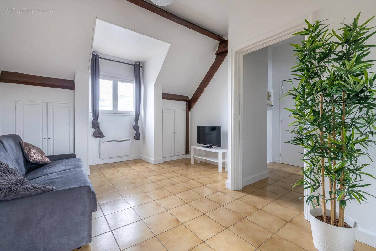 Appartement à JUVISY-SUR-ORGE