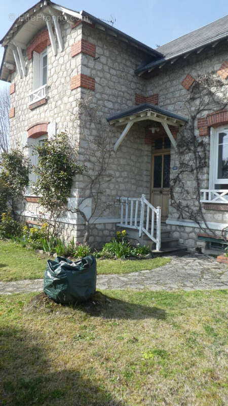 Maison à VILLEMANDEUR