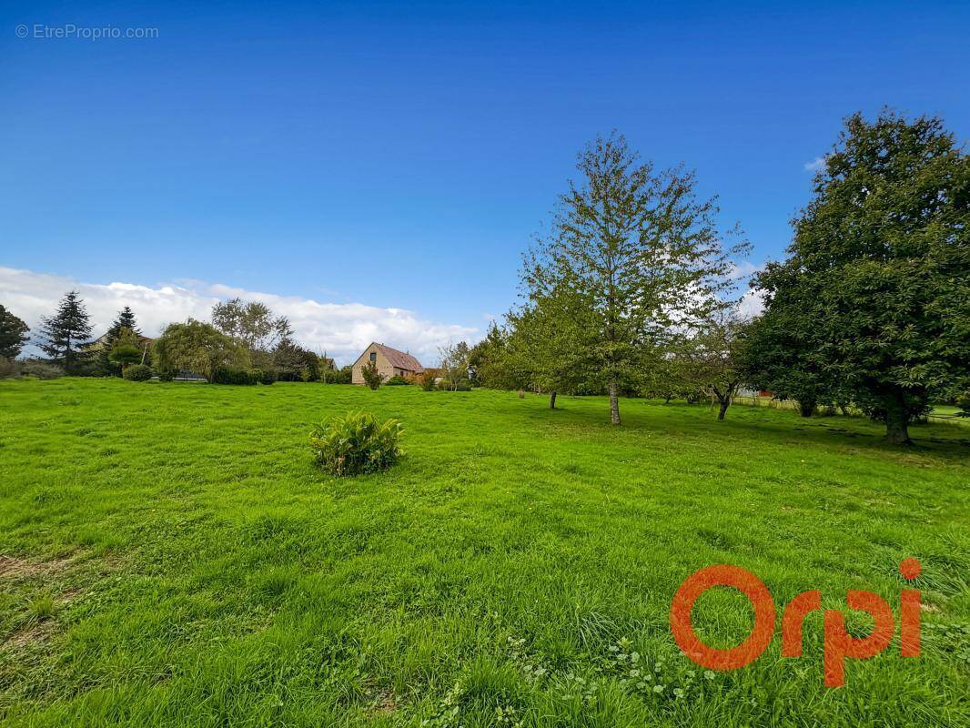 Maison à MORNAY-SUR-ALLIER