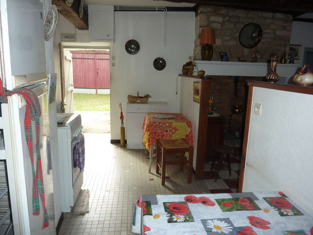Maison à NALLIERS