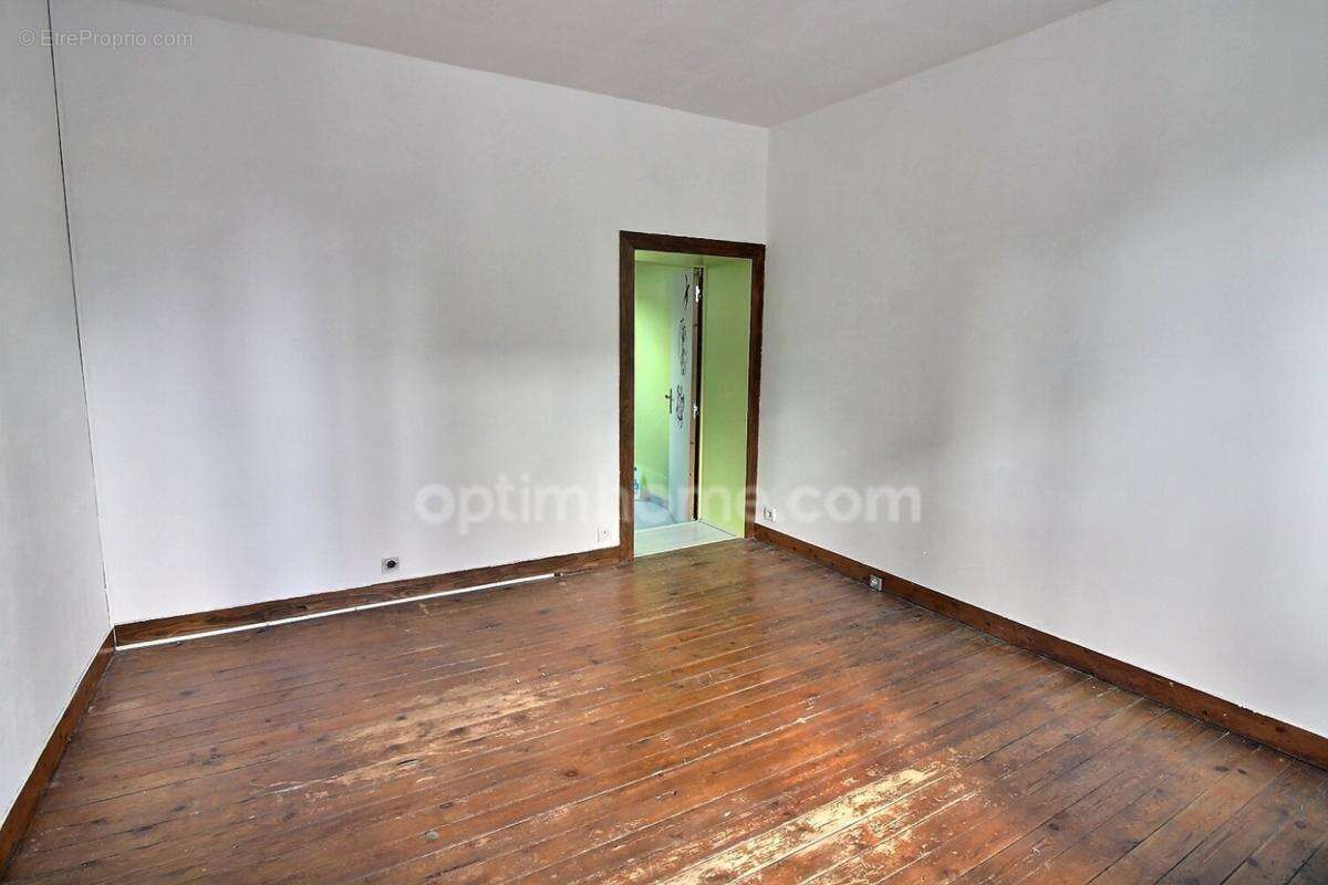 Maison 5 pièces de 100 m2 à vendre à MANTES LA VILLE (78) au prix de 237000 euros - photo 6