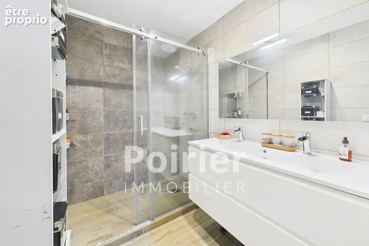 COUP DE CŒUR À VEIGY ! T5 Duplex rénové   Vue dégagée - photo 9