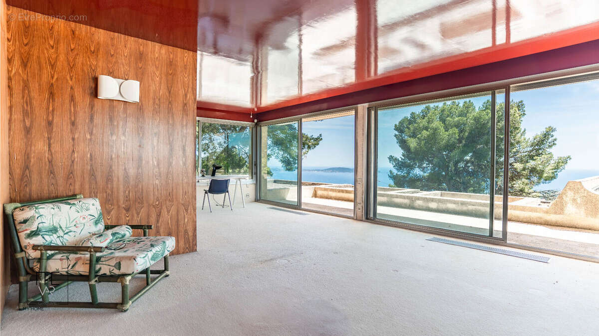 Maison à CARQUEIRANNE