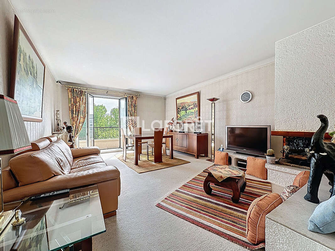 Appartement à CHAMPIGNY-SUR-MARNE
