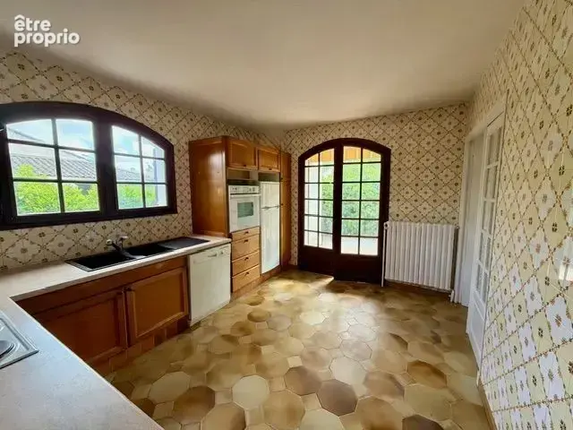Maison 224 m² à Lunel  - photo 3