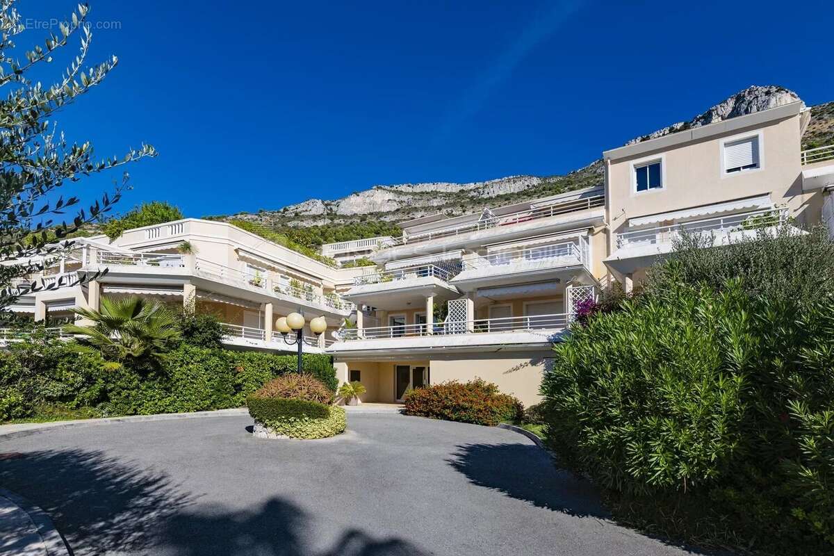 Residence de prestige 3 pieces vue mer cap d'ail - photo 16