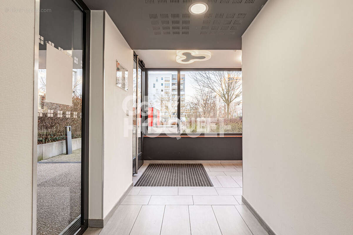 Appartement à GENNEVILLIERS