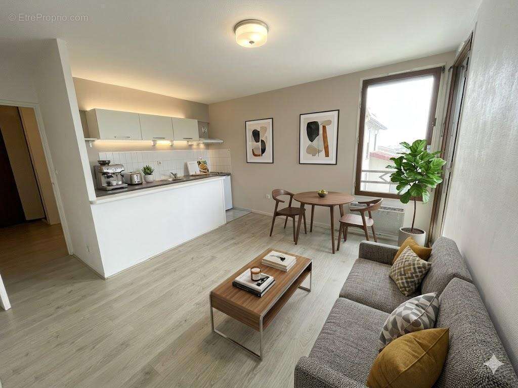   - Appartement à TOULOUSE