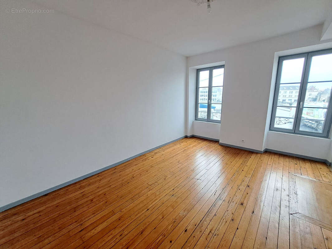 Appartement à MELUN