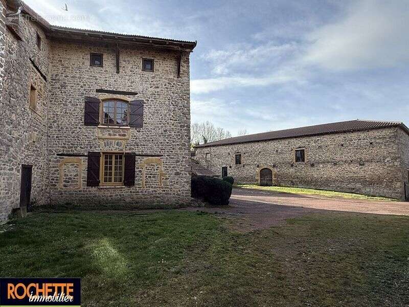 Maison à MACHEZAL