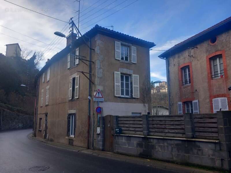 Maison à THIERS