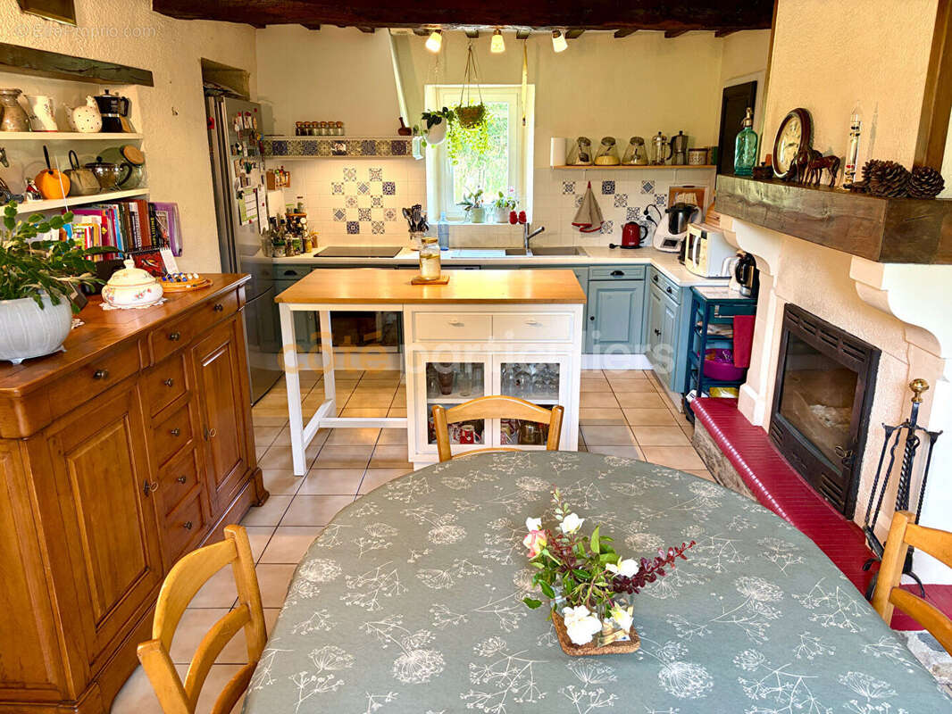 Maison à LE LOREY