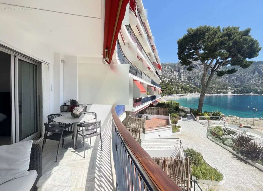 Appartement à EZE