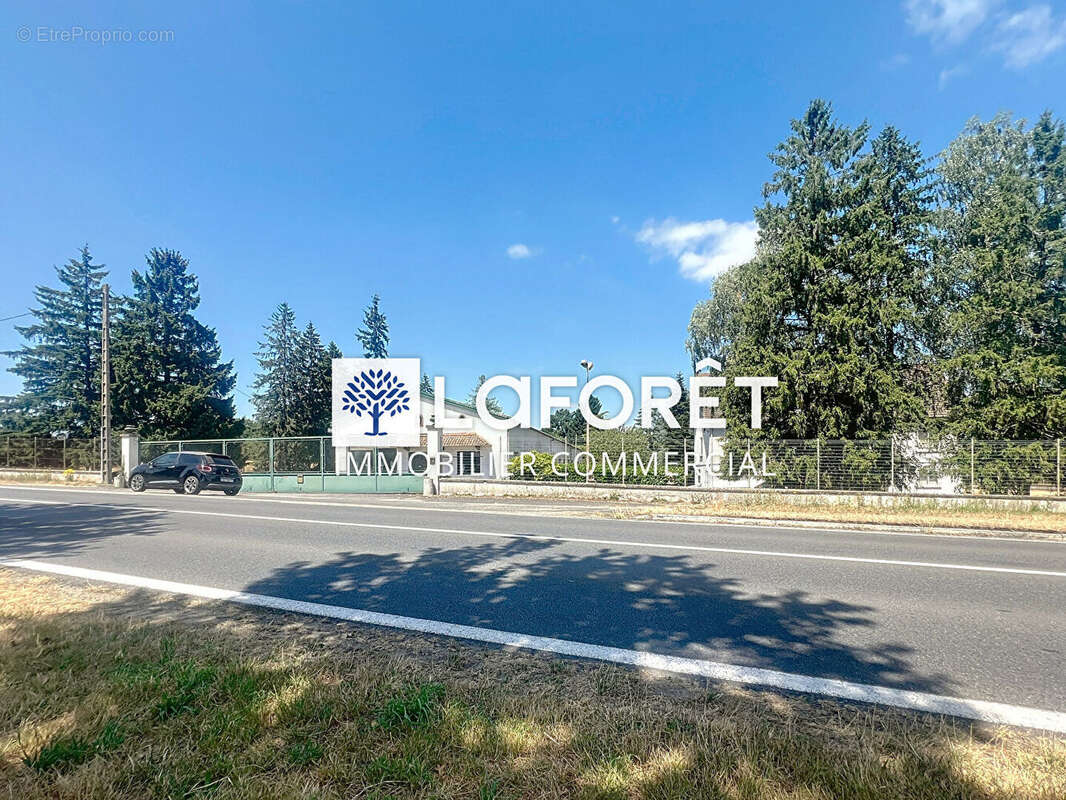 Commerce à BRESSUIRE